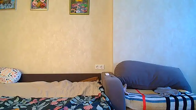 Brionia online show from 06-27-26, 05:57