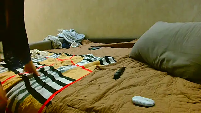 Brionia online show from 11-04-25, 07:50