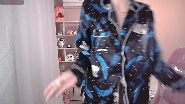 CassieJuice69 online show from 11-02-25, 04:01