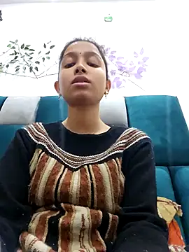 Snapshot of Aleena_Rai chatting on 02-08-25, 05:08 Aleena Rai online show from 02-08-25, 05:08