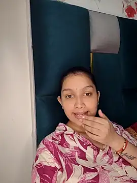 Snapshot of Aleena_Rai chatting on 09-14-25, 04:07 Aleena Rai online show from 09-14-25, 04:07