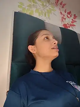 Snapshot of Aleena_Rai chatting on 09-08-25, 06:51 Aleena Rai online show from 09-08-25, 06:51