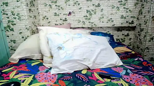 Indian candyXX online show from 02-10-26, 06:29