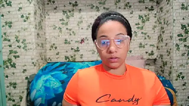 Snapshot of Indian_candyXX chatting on 05-27-26, 06:37 Indian candyXX online show from 05-27-26, 06:37