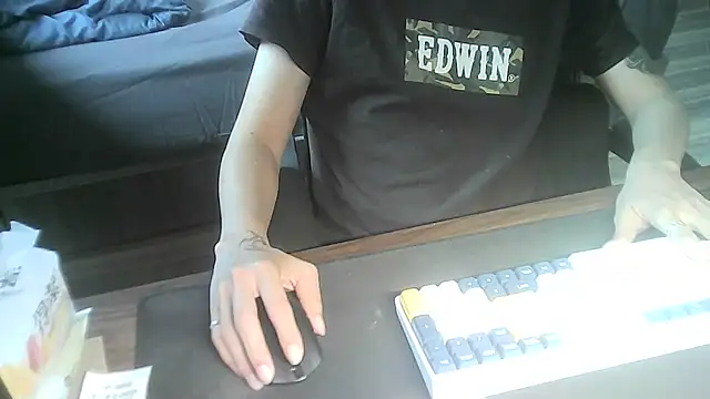 Snapshot of Ryan67533 chatting on 11-01-25, 04:41 Ryan67533 online show from 11-01-25, 04:41