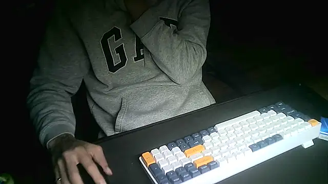 Ryan67533 online show from 11-23-25, 02:43