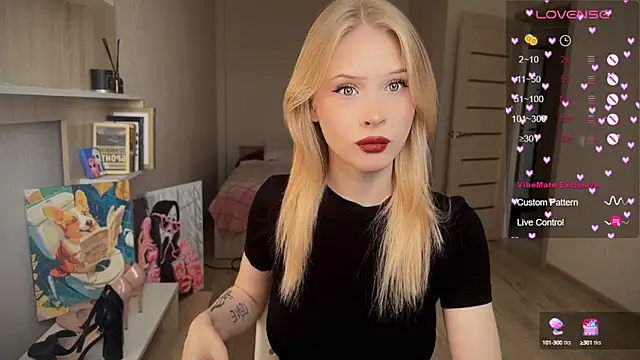 lisa barbie online show from 09-28-25, 08:21