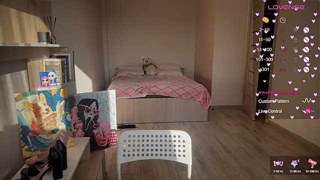 lisa barbie online show from 10-07-25, 07:09