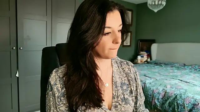 flatwhite0 online show from 03-24-26, 10:04