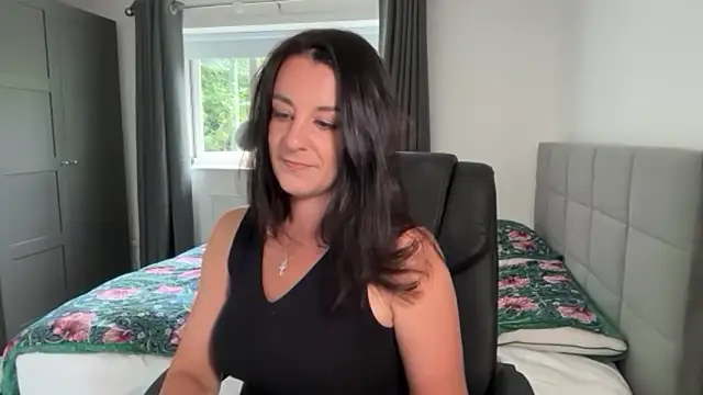 Snapshot of flatwhite0 chatting on 06-20-26, 03:50 flatwhite0 online show from 06-20-26, 03:50