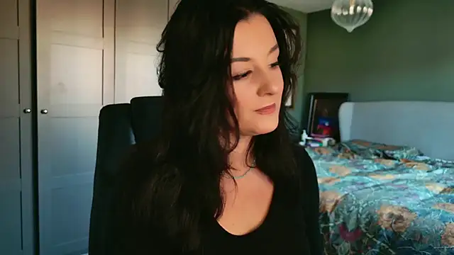 flatwhite0 online show from 12-02-25, 10:50