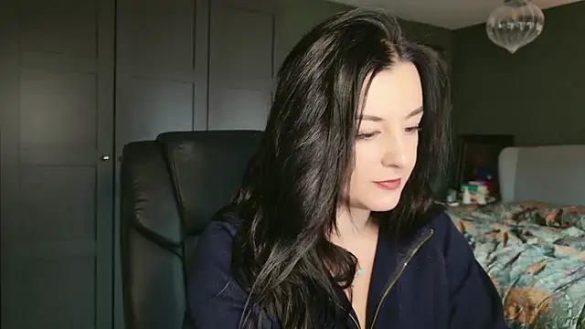 flatwhite0 online show from 01-08-26, 09:48