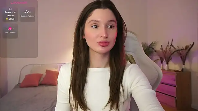 Snapshot of tender_babyy chatting on 03-14-25, 09:35 tender babyy online show from 03-14-25, 09:35