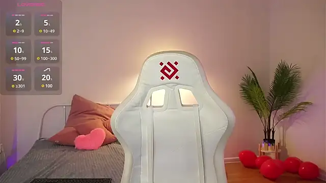 Snapshot of tender_babyy chatting on 03-06-25, 11:36 tender babyy online show from 03-06-25, 11:36