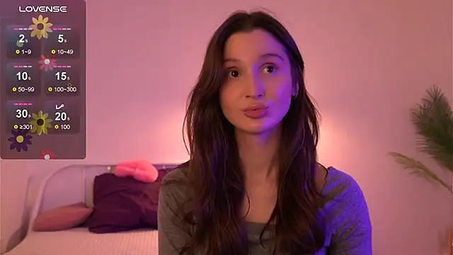 Snapshot of tender_babyy chatting on 09-27-25, 01:06 tender babyy online show from 09-27-25, 01:06