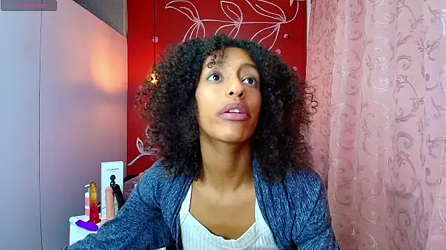 Zia Green online show from 03-04-25, 03:26