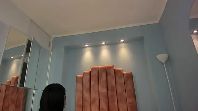 lou rosse  online show from 11-26-25, 08:20