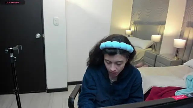 JaneLondon online show from 03-18-26, 11:46