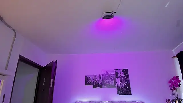 Amy Kiitty  online show from 04-04-26, 01:17