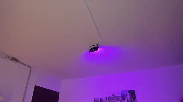 Snapshot of Amy_Kiitty_ chatting on 02-20-26, 12:51 Amy Kiitty online show from 02-20-26, 12:51