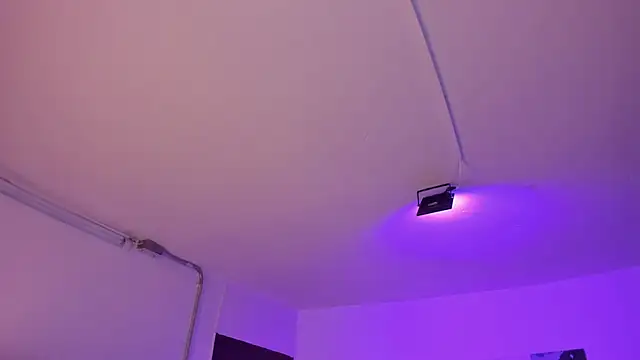 Snapshot of Amy_Kiitty_ chatting on 02-12-26, 01:00 Amy Kiitty online show from 02-12-26, 01:00