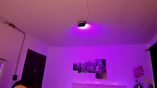 Amy Kiitty  online show from 12-21-25, 12:40