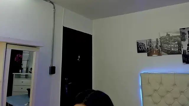 Amy Kiitty  online show from 09-20-25, 08:25