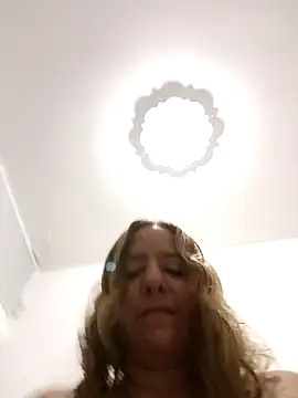 Iivana 19 online show from 02-26-26, 06:19