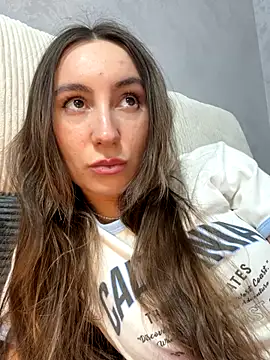 viviandaimond1 online show from 10-24-25, 04:17
