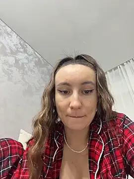 viviandaimond1 online show from 02-07-26, 06:27