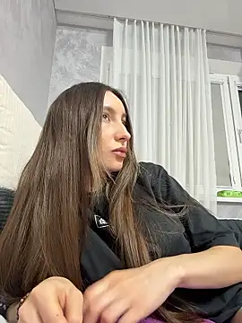 viviandaimond1 online show from 01-08-26, 08:37