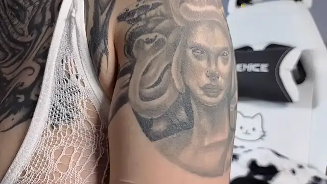 decayingcandy online show from 12-14-25, 12:39