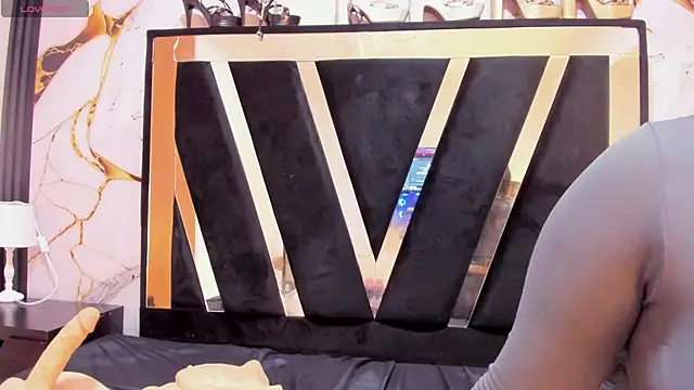 KarinaSimonz online show from 01-08-26, 07:53