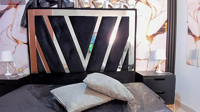 KarinaSimonz online show from 02-01-26, 11:14