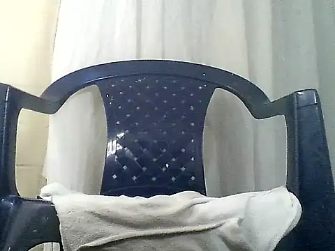 Snapshot of straichathot_08 chatting on 03-17-25, 12:53 straichathot 08 online show from 03-17-25, 12:53