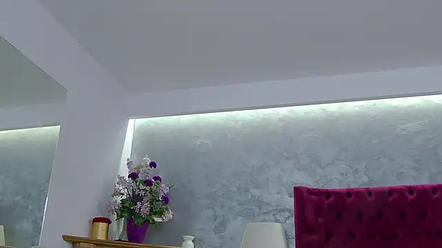 Lorennameliyy online show from 11-22-25, 06:12