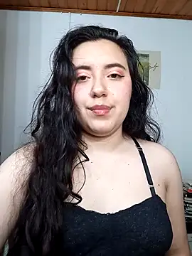 Emi chik online show from 12-14-25, 09:26