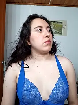 Emi chik online show from 02-08-26, 10:24