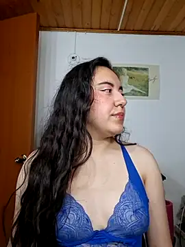 Emi chik online show from 04-03-26, 10:32