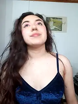 Emi chik online show from 10-15-25, 10:45