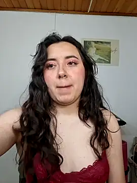 Snapshot of Emi_chik chatting on 07-25-26, 12:40 Emi chik online show from 07-25-26, 12:40