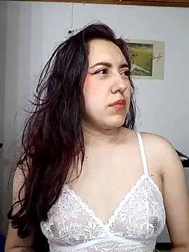 Emi chik online show from 01-19-25, 11:01