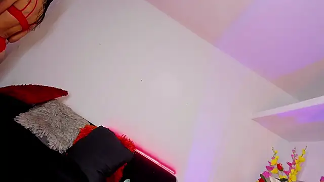 Eyleen Santos online show from 12-05-25, 08:28