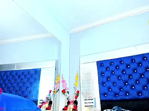 Eyleen Santos online show from 03-15-26, 07:43