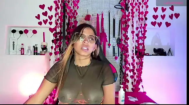 Snapshot of Megaan_Greey chatting on 02-13-25, 08:03 Megaan Greey online show from 02-13-25, 08:03