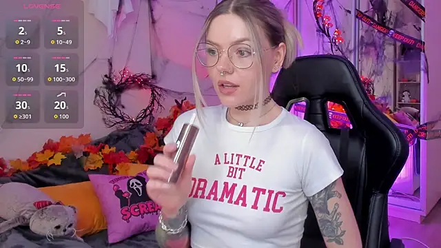 Marta May  online show from 11-02-25, 04:12