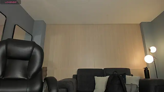 KatieNolan 1 online show from 02-24-26, 07:37