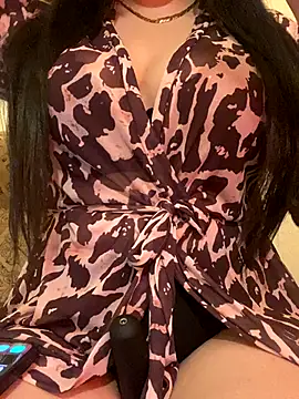 Cameelia online show from 12-19-25, 05:04