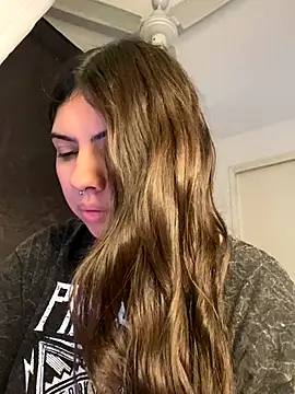 Argentiiniita online show from 11-22-25, 09:24