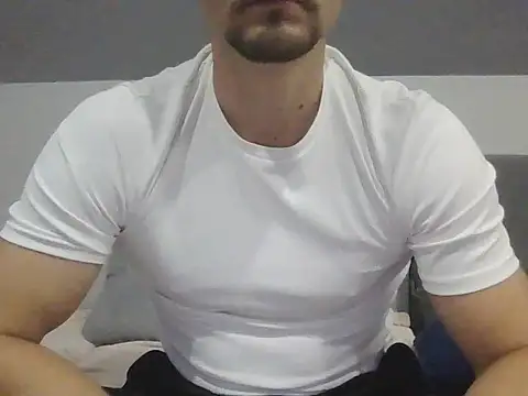 Snapshot of LoveEveryWet chatting on 10-22-25, 10:15 LoveEveryWet online show from 10-22-25, 10:15